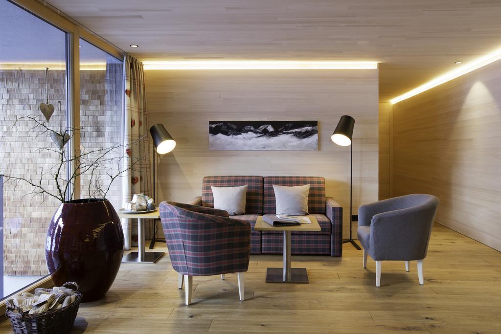 N Apartments Hotel Schoppernau Eksteriør billede